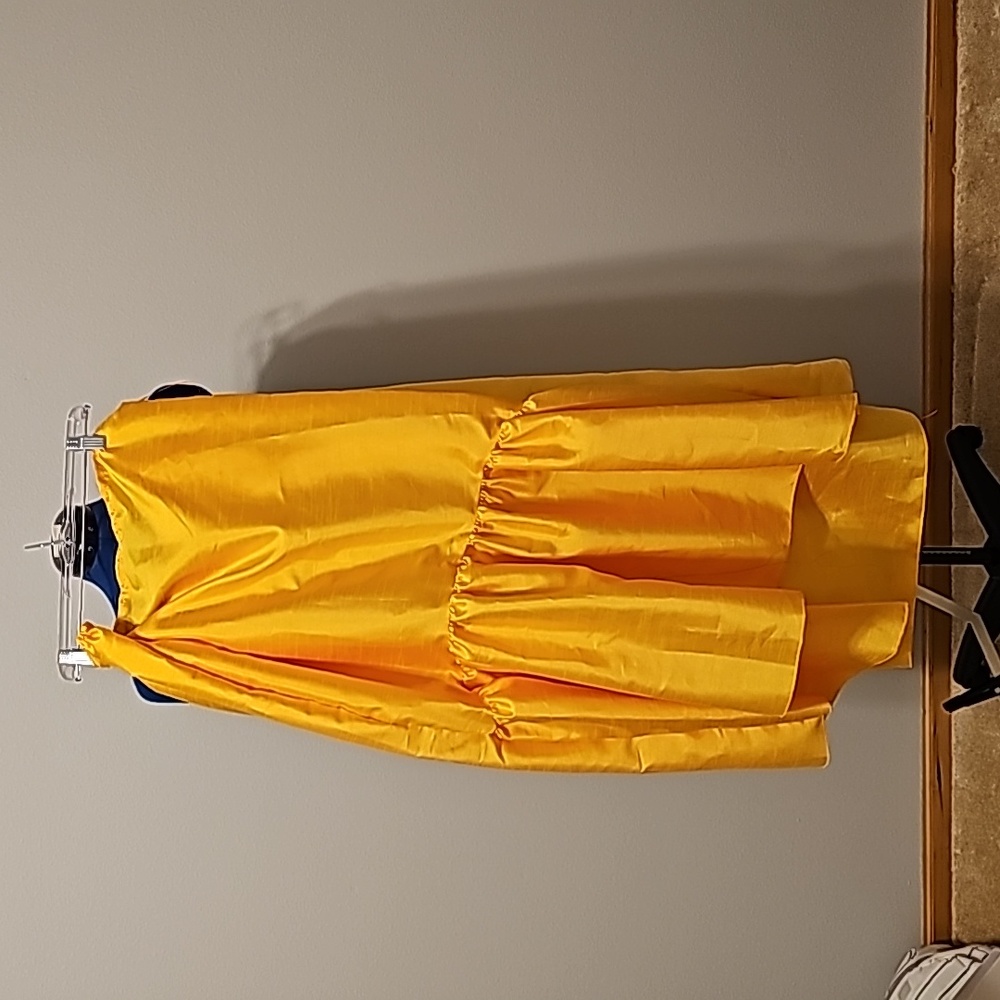 Damsel in This Dress Siren skirt